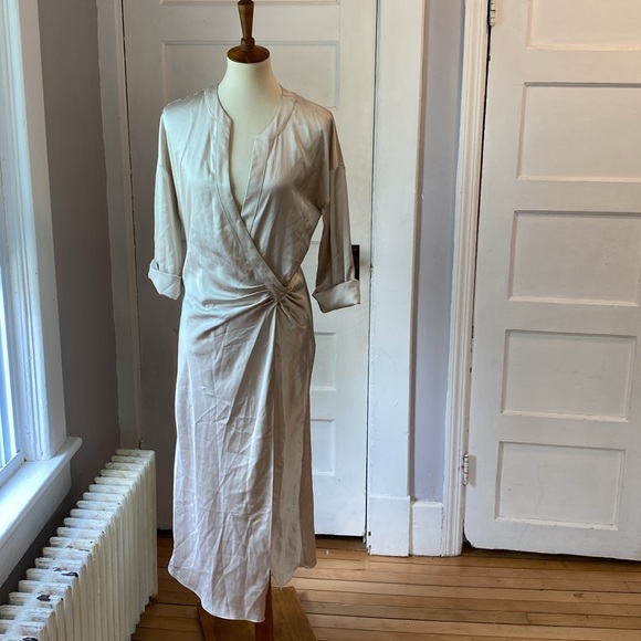 NWT Zara Limited Edition Satin Effect Wrap Dress, Size S - Picture 6 of 17